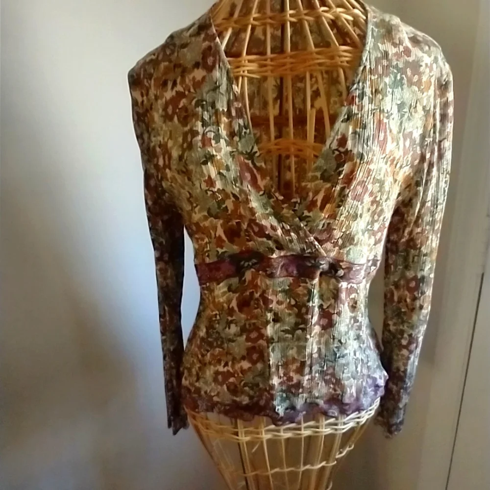 Blouse J.Jill NWOT- Women's 100% Rayon blouse - Picture 3 of 9